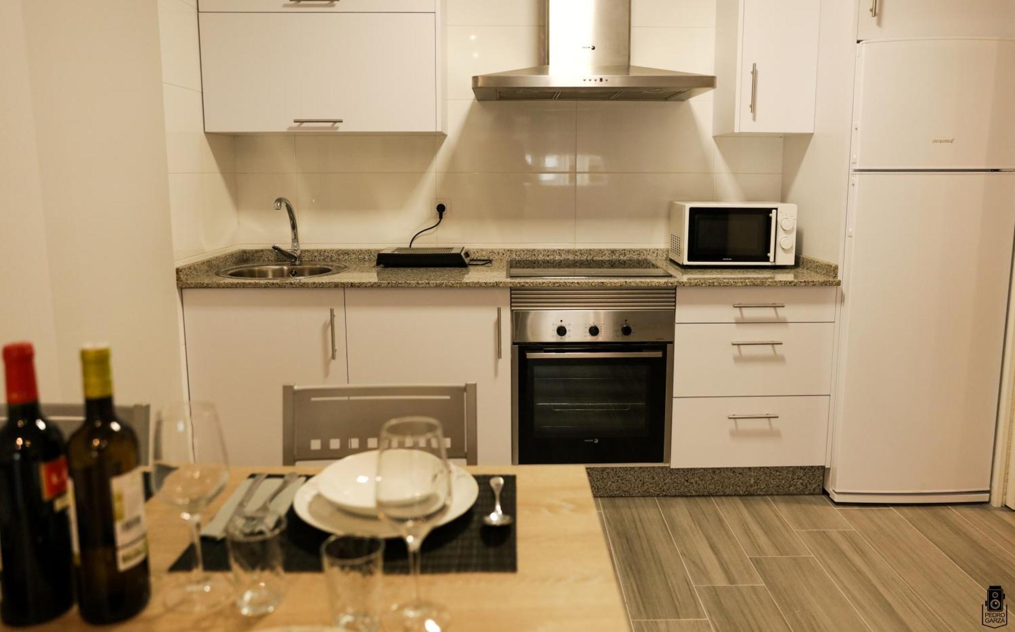 dp85 Apartamentos Sarria Bagian luar foto