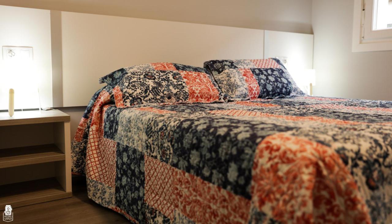 dp85 Apartamentos Sarria Bagian luar foto